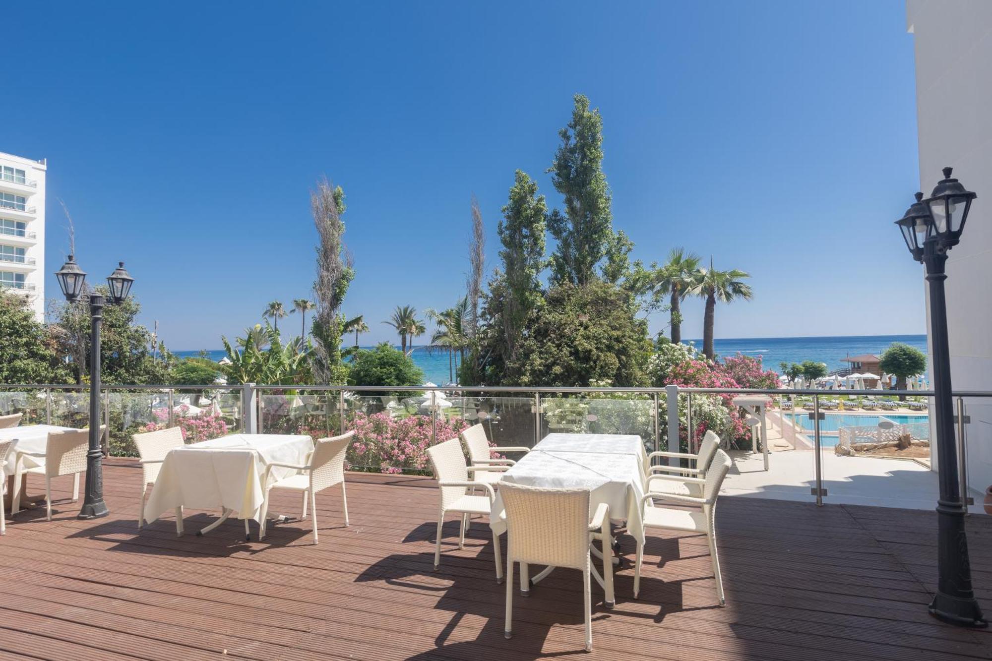 Iliada Beach Hotel Protaras Bagian luar foto
