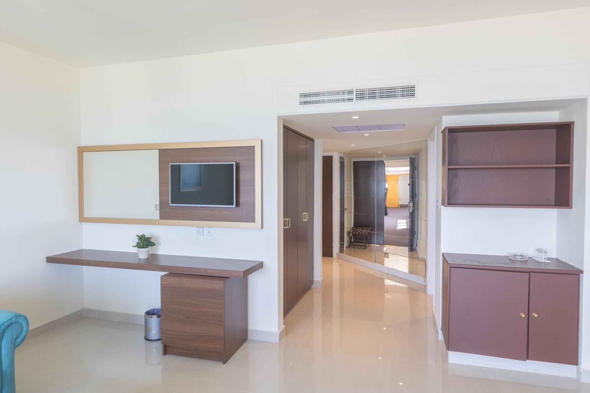 Iliada Beach Hotel Protaras Bagian luar foto