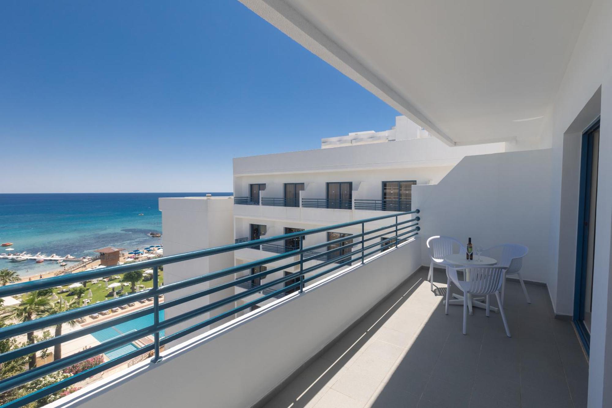Iliada Beach Hotel Protaras Bagian luar foto