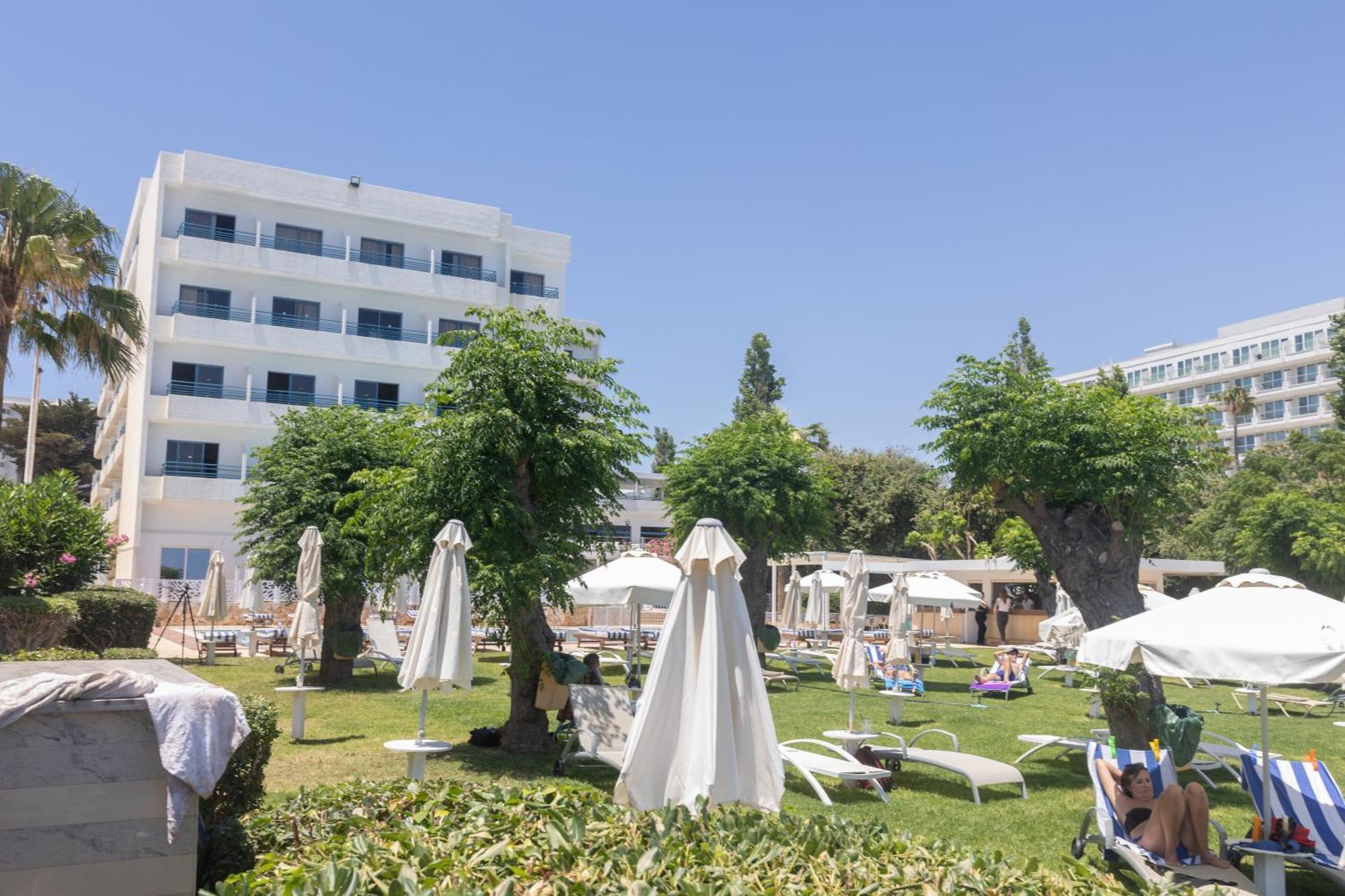Iliada Beach Hotel Protaras Bagian luar foto
