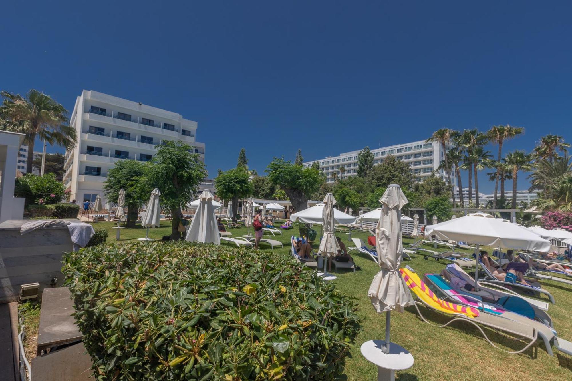 Iliada Beach Hotel Protaras Bagian luar foto