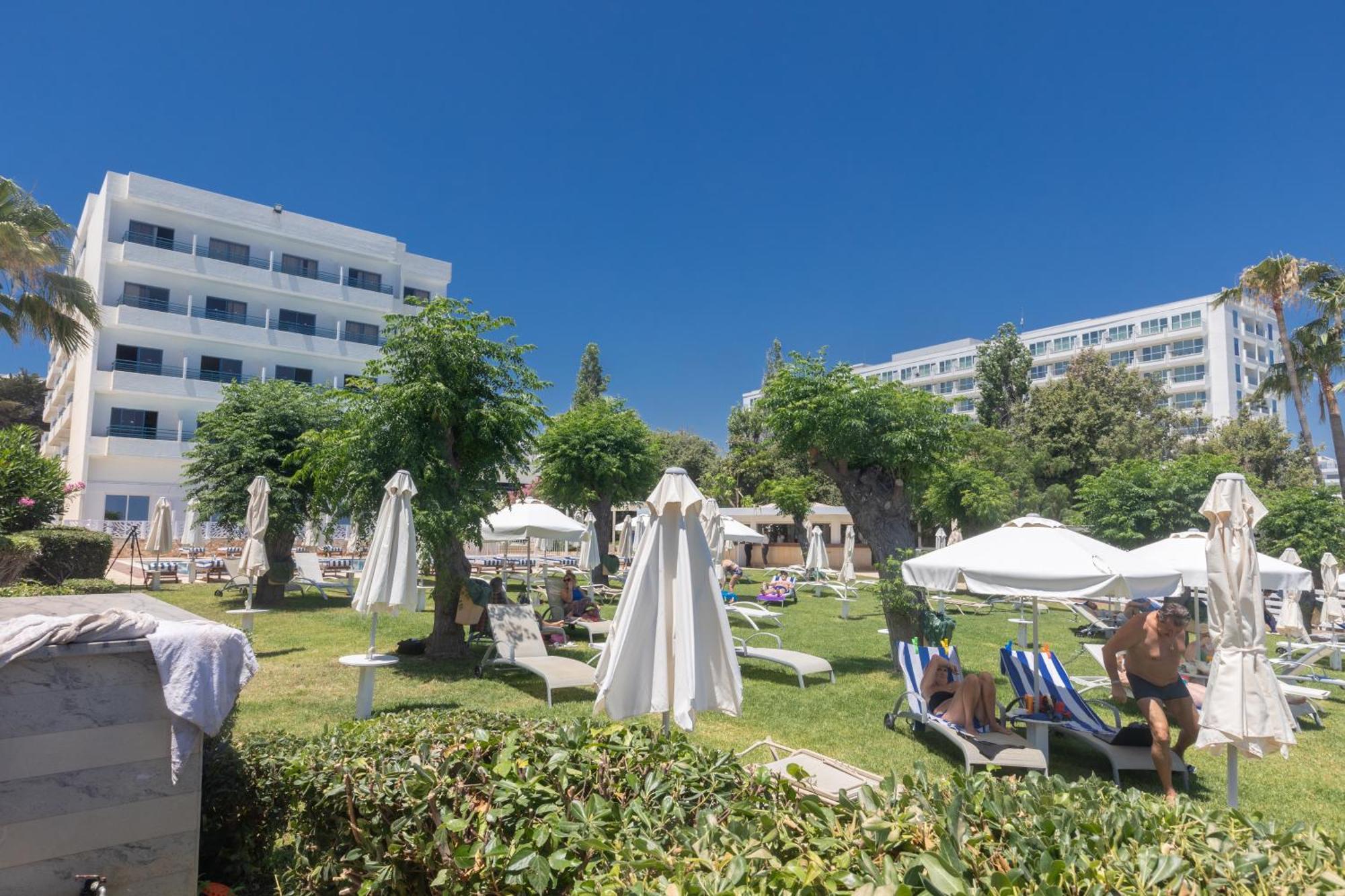 Iliada Beach Hotel Protaras Bagian luar foto