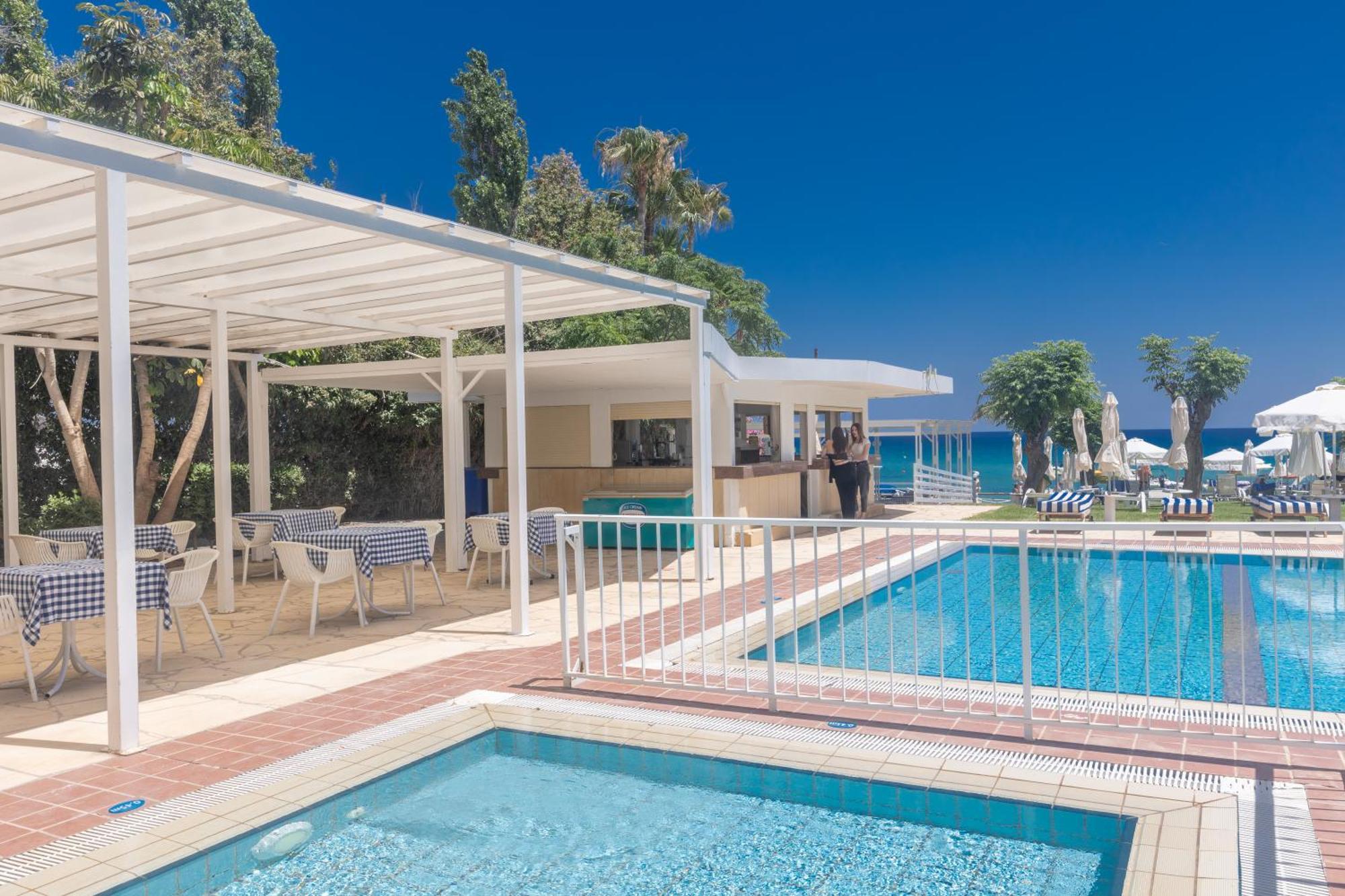 Iliada Beach Hotel Protaras Bagian luar foto